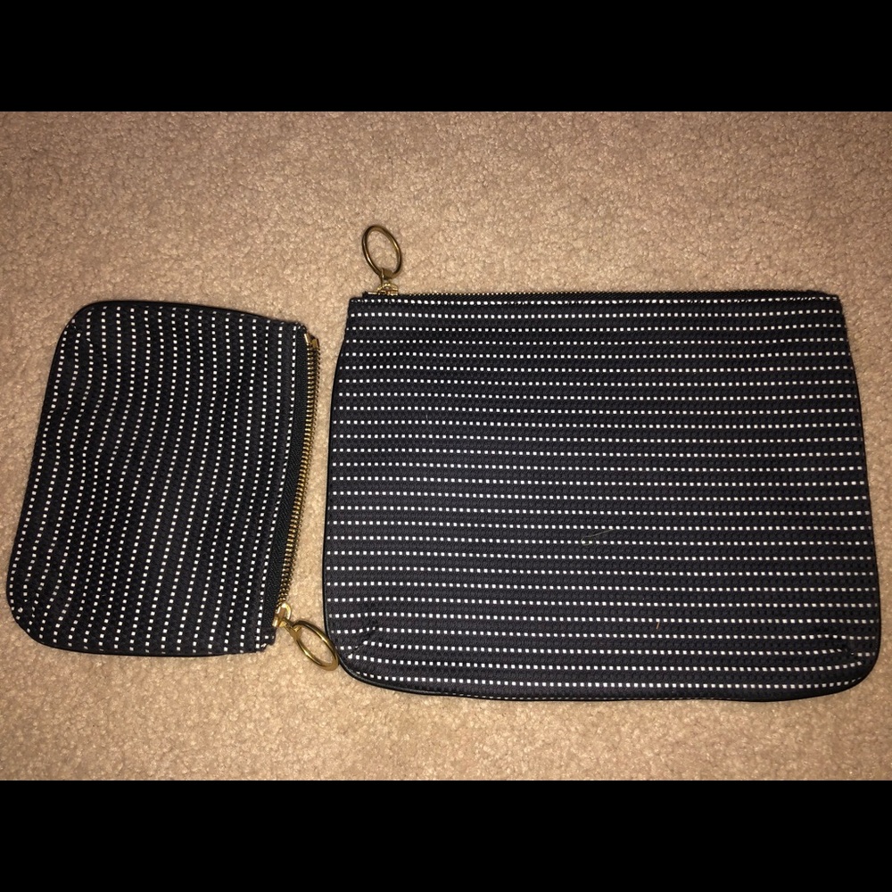 NEW 2 fossil clutches!